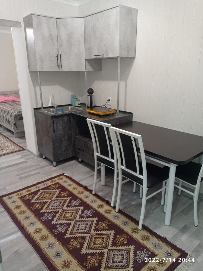 לינה וארוחת בוקר Naryn Pamko מראה חיצוני תמונה