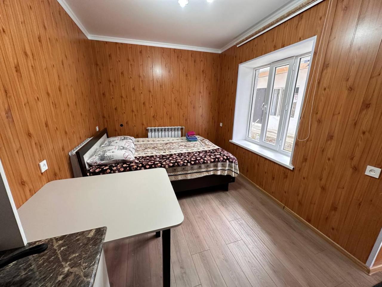 לינה וארוחת בוקר Naryn Pamko מראה חיצוני תמונה